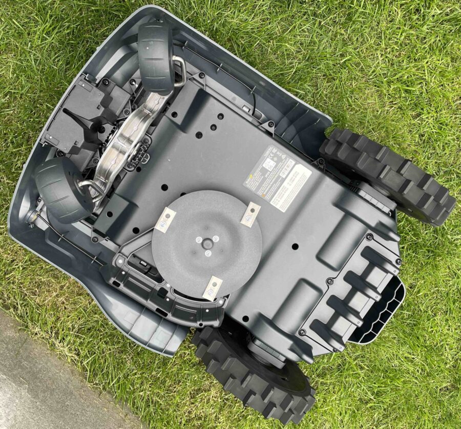 Robot Koszący RoboUp T1200PRO RTK - Image 6